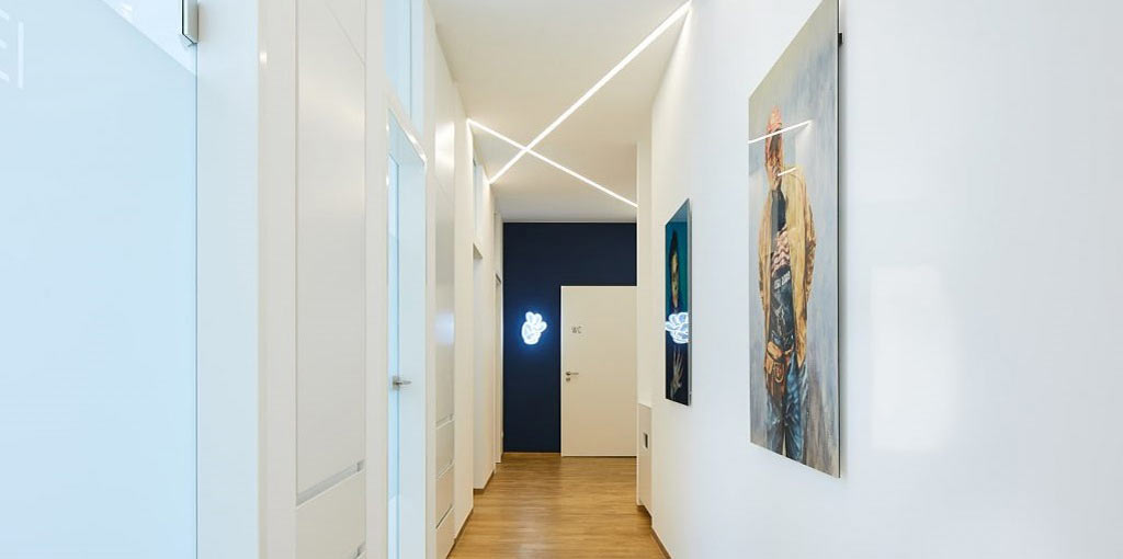 Kunst & Kieferorthopädie in München-Unterföhring