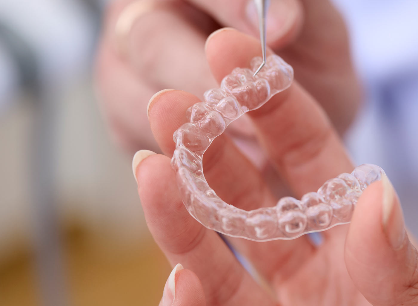 Professionelle Behandlung mit Invisalign